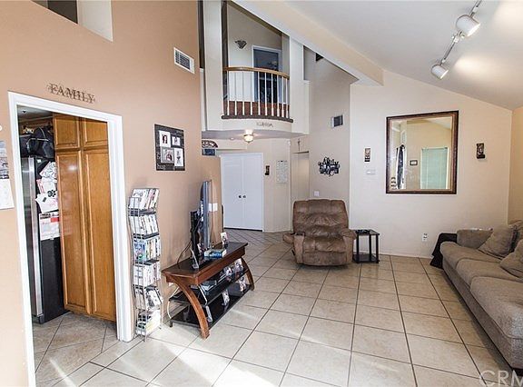 5th image of 7988 San Gorgonio St