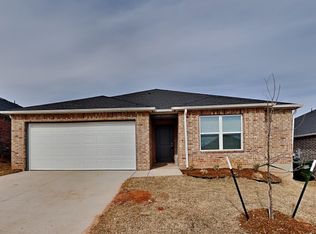 6133 Bradford Pear Ln, Edmond, OK 73034