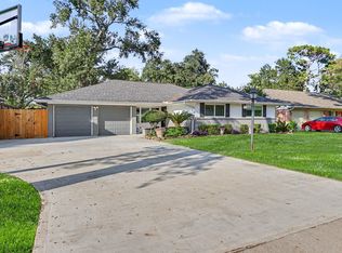 10306 Oakpoint Dr, Houston, TX 77043