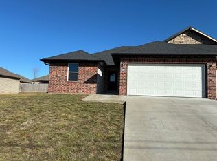 1908 S 18th Ave, Ozark, MO 65721