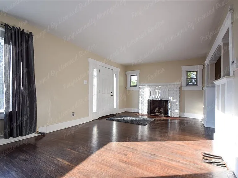2926 Robin Rd — Photo 6