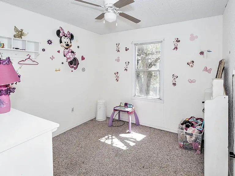 606 N I St — Photo 14