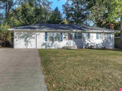3620 Cornhusker Dr, Omaha, NE, 68124