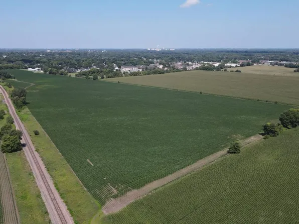 1 S Illinois Ave, Mason City, IA 50401