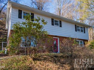 233 Upland Rd, Williamsport, PA 17701