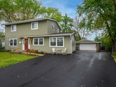 18450 W Streamwood Ct, Gurnee, IL, 60031