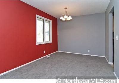5th image of 508 Lyn Park Ln N