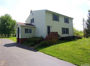 1216 Lewiston Rd, Alabama, NY 14013