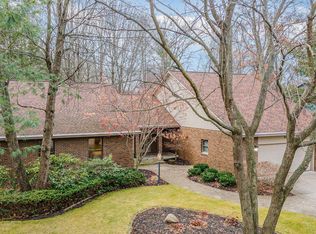 2521 Brookwood Dr, Midland, MI