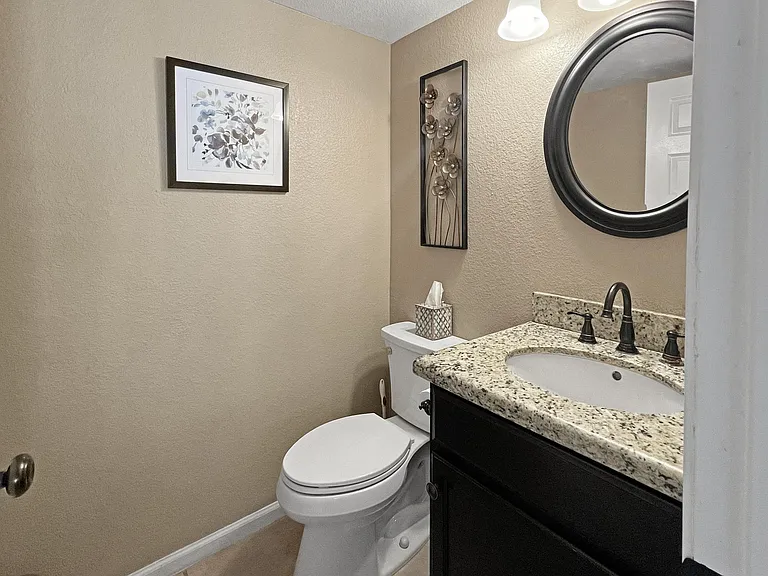 16205 S 34th Way — Photo 19