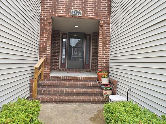 3rd image of 4786 Open Greens Dr