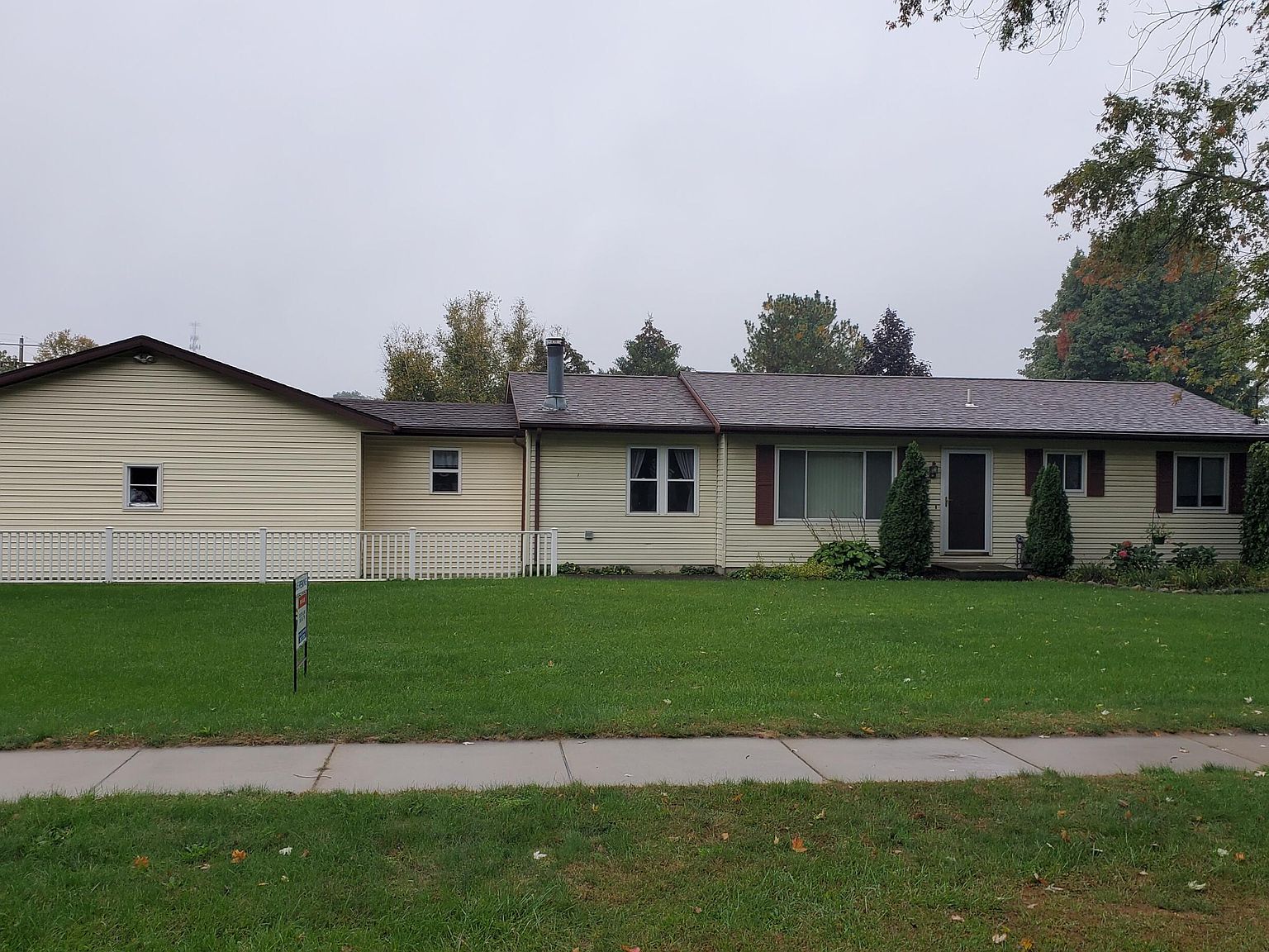 128 E Railroad St, Centreville, MI 49032 Zillow