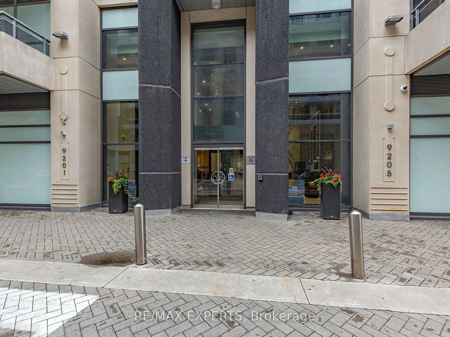 2 bed, $2,500 — Photo 2
