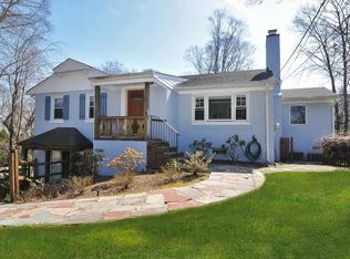 87 Park Ave, Glen Rock, NJ 07452