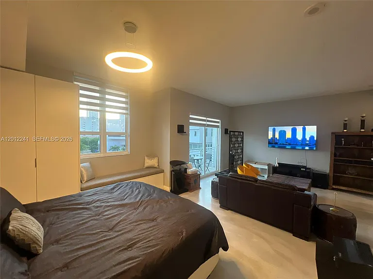 234 NE 3rd St #703 — Photo 9