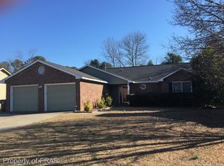 412 Old Farm Rd #90, Fayetteville, NC 28314