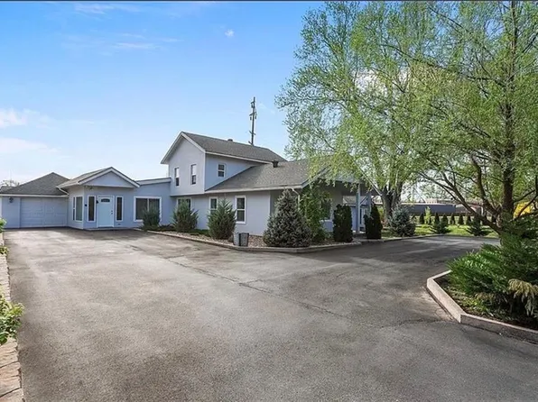 831 S 72nd St, Kansas City, KS 66111