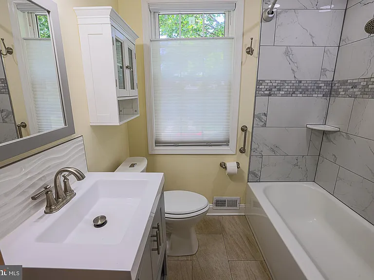 214 Overbrook Rd — Photo 9