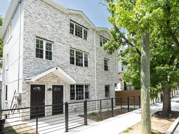 7036 70th Street, Glendale, NY 11385