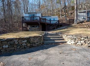 108 Ledgestone Rd, Douglas, MA 01516