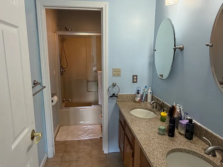 308 Erin Rd #308 — Photo 11
