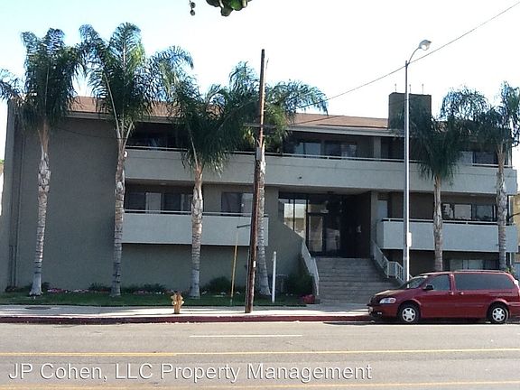 4th image of 18144 Burbank Blvd APT 207
