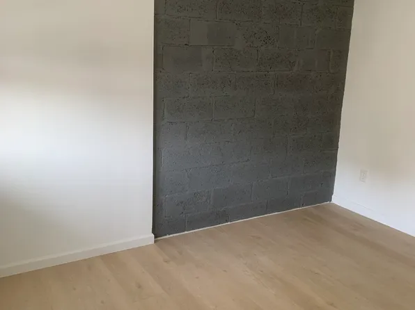 348 Bleecker Street image 4 of 6