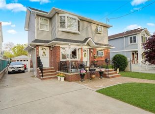 25 Legion Pl, Staten Island, NY 10305
