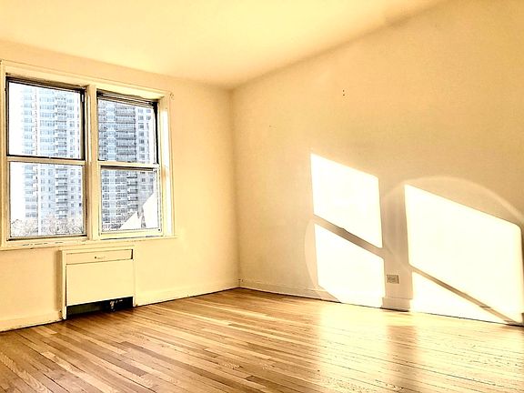 5th image of 72-61 113th St #7V