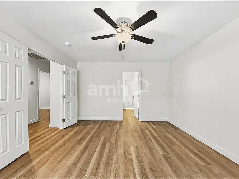 4071 E Abraham Ln — Photo 12