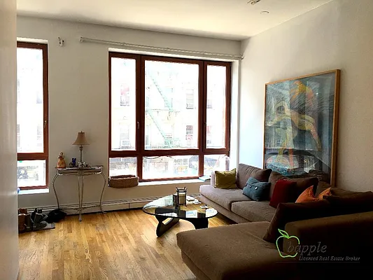 Rented by Bapple | media 12