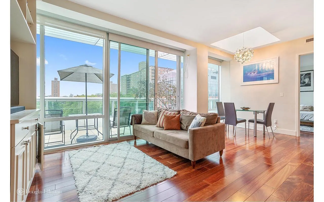 111 Steuben St APT 6B photo 1