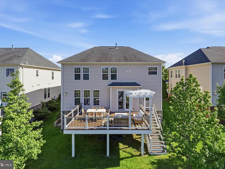 42522 Stratford Landing Dr — Photo 46