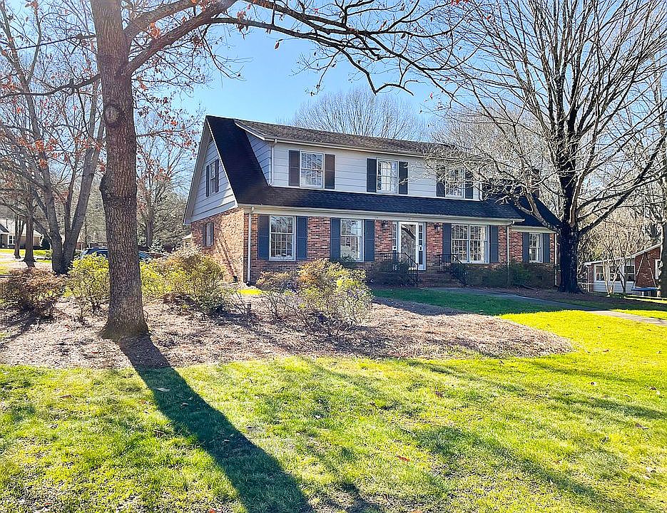 2nd image of 6624 Windyrush Rd
