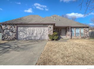 2410 W Atlanta St, Broken Arrow, OK 74012