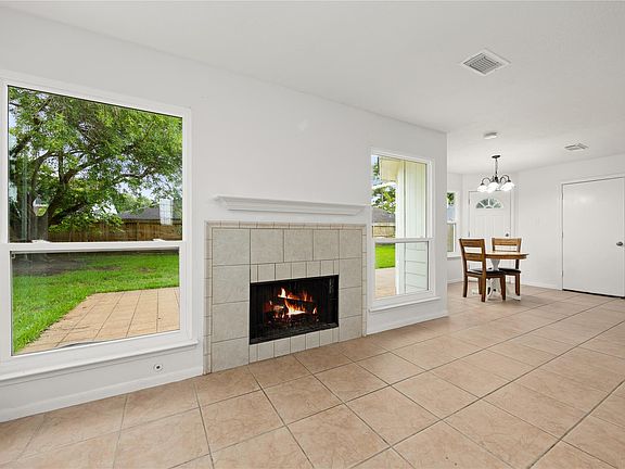 5th image of 6322 Northland Dr
