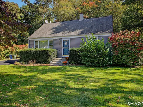 21 Carey Lane, Norwich, CT 06360