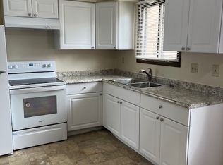 10450 W Fond Du Lac Ave, Milwaukee, WI 53224