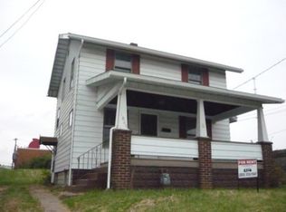 1049 Beckford St, New Castle, PA 16101