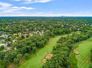 8919 Stratford Xing N, Brooklyn Park, MN 55443