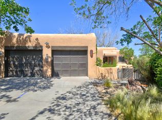 6217 Sabre Ct NW, Albuquerque, NM 87107