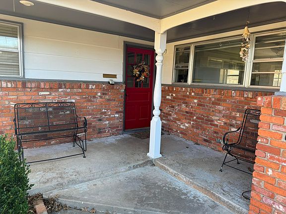 3rd image of 1309 Suggett Ave