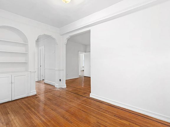 2nd image of 150 E 18th St APT 6H