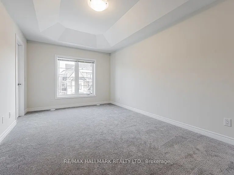 91 Elkington Cres — Photo 17