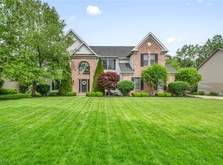 21634 Country Way, Strongsville, OH 44149