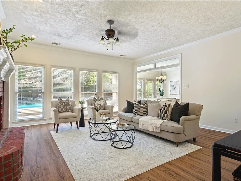 739 Evans View Ln — Photo 16