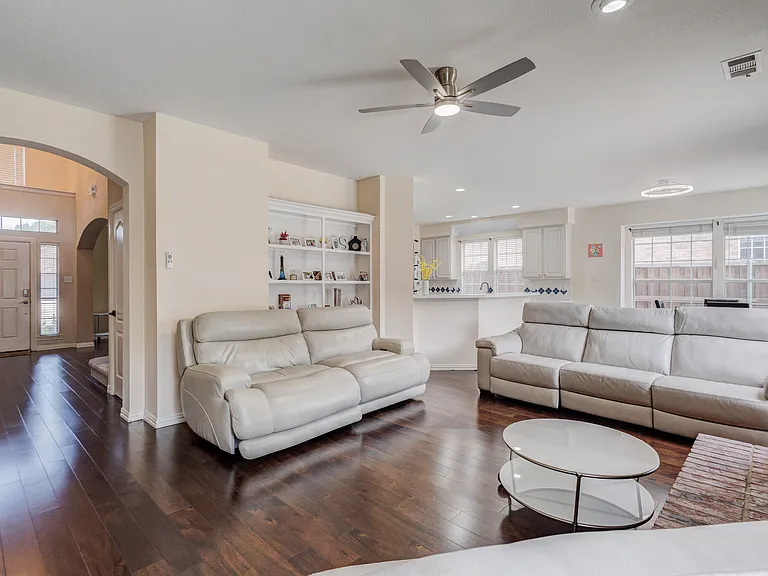 2816 Lakehollow Ln — Photo 20