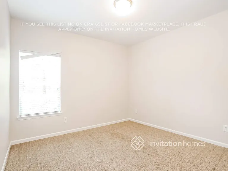 255 Green Bridge Ct — Photo 10