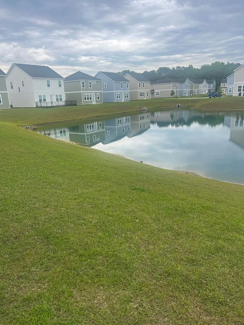 Spacious 4BR House in Little River — Photo 1