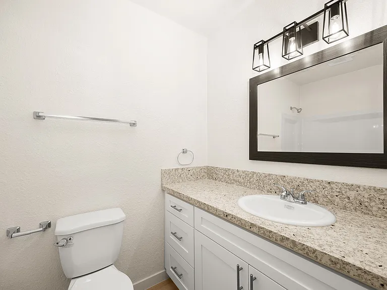 Cambridge Garden Apartments — Photo 18